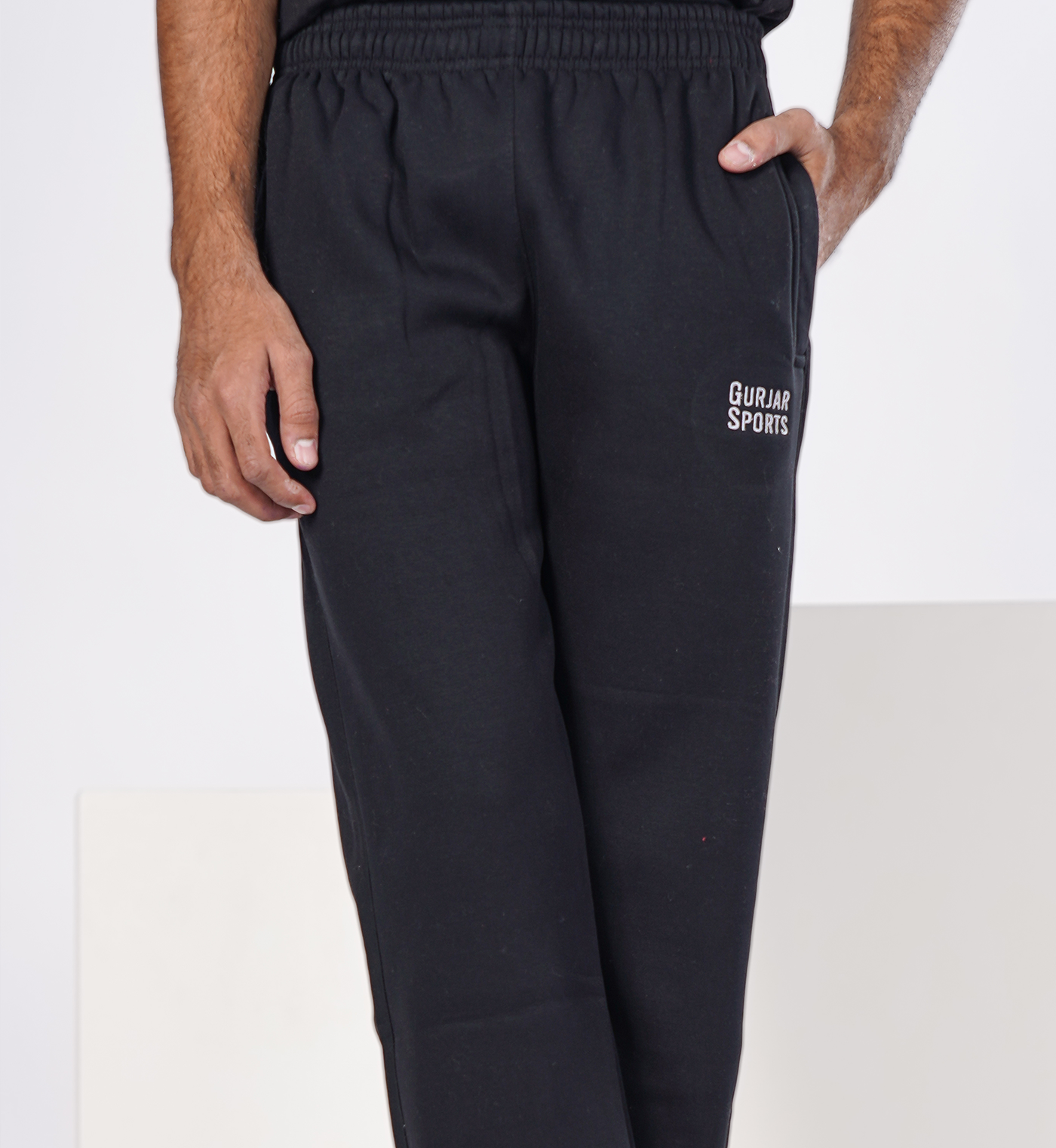 CozyCrest Lower - Black